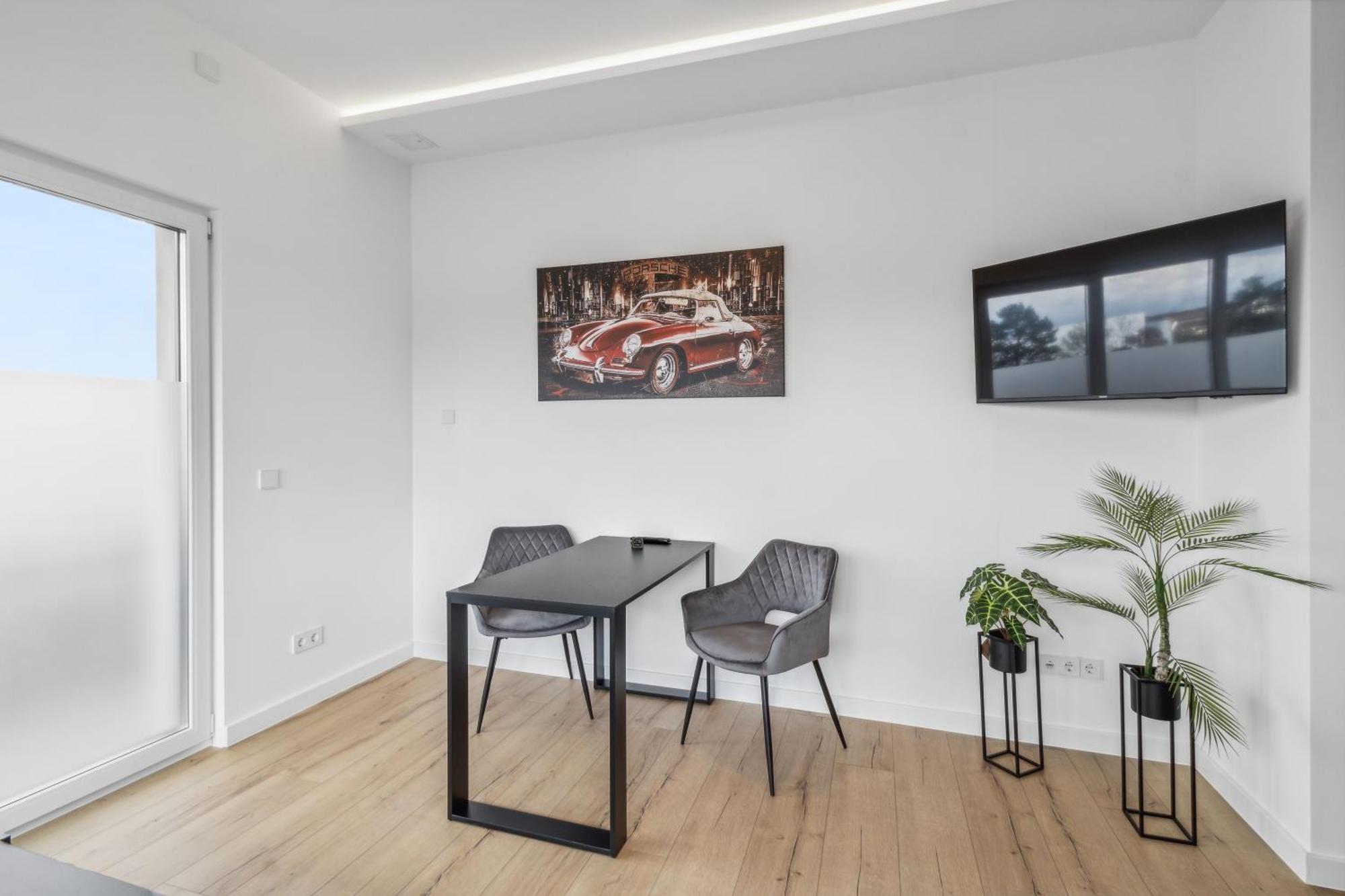 Suite4Me - Moderne Apartments I Kueche I Balkon I Waschmaschine 디에첸바흐 외부 사진